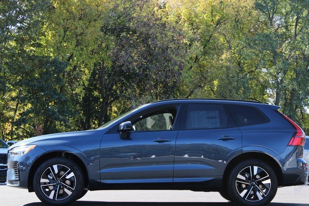 new 2026 Volvo XC60 car, priced at $58,360