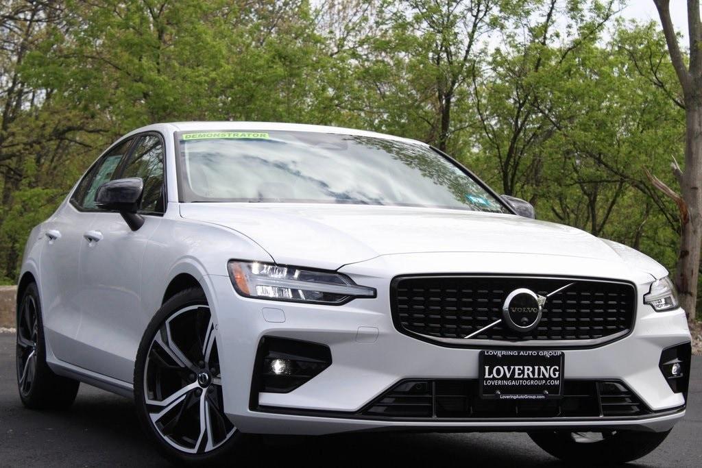 new 2025 Volvo S60 car, priced at $46,915