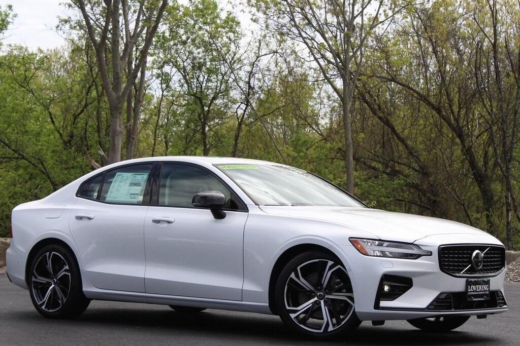 new 2025 Volvo S60 car, priced at $49,665