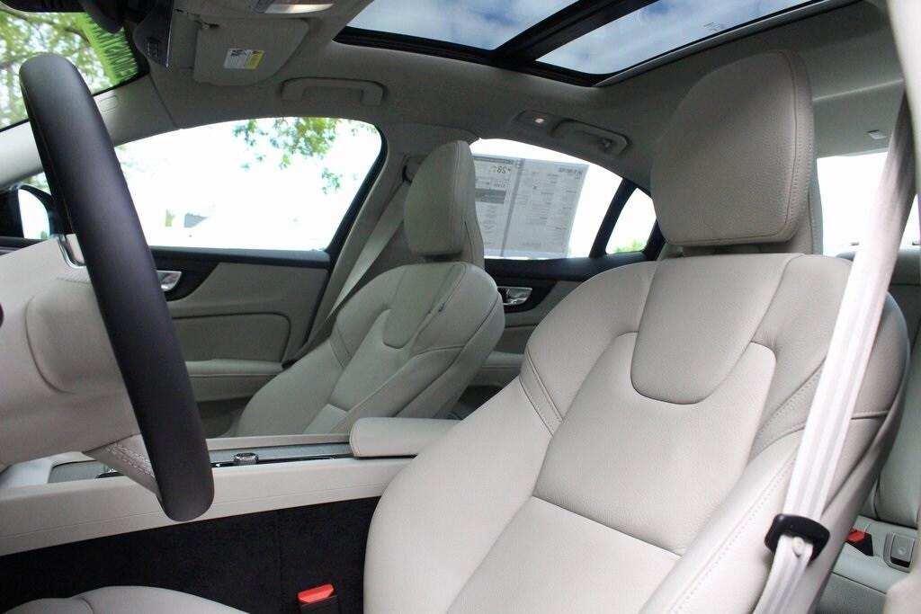 new 2025 Volvo S60 car, priced at $49,665
