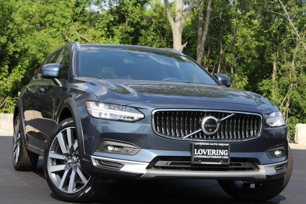 new 2026 Volvo V90 Cross Country car, priced at $72,050