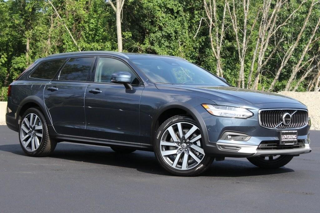 new 2026 Volvo V90 Cross Country car, priced at $72,050