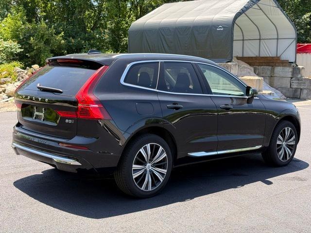 used 2022 Volvo XC60 car, priced at $43,637