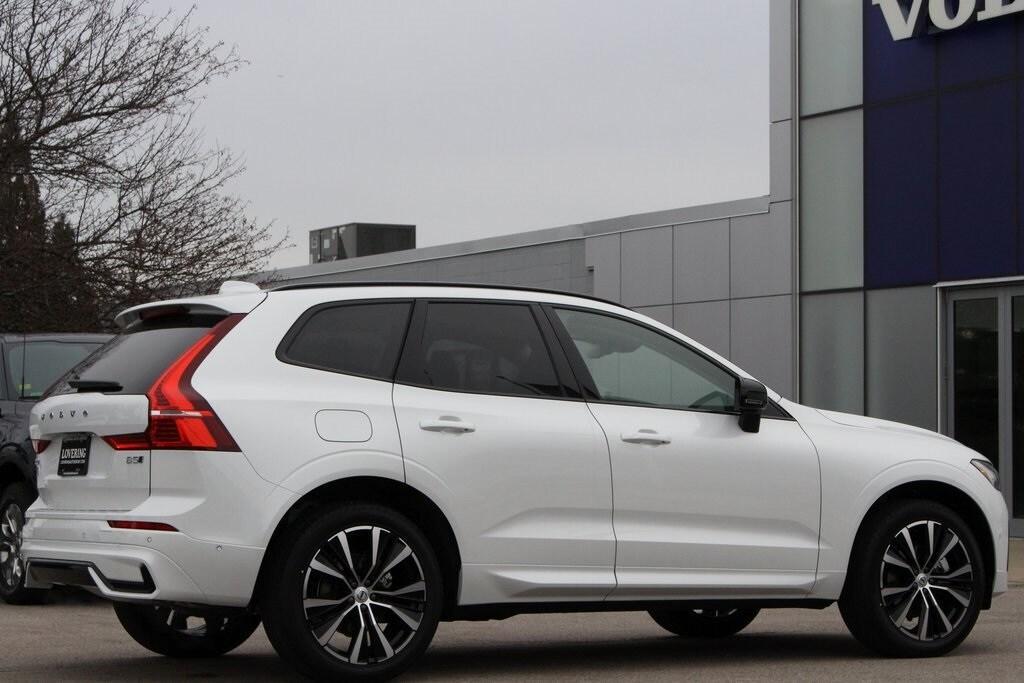 new 2025 Volvo XC60 car