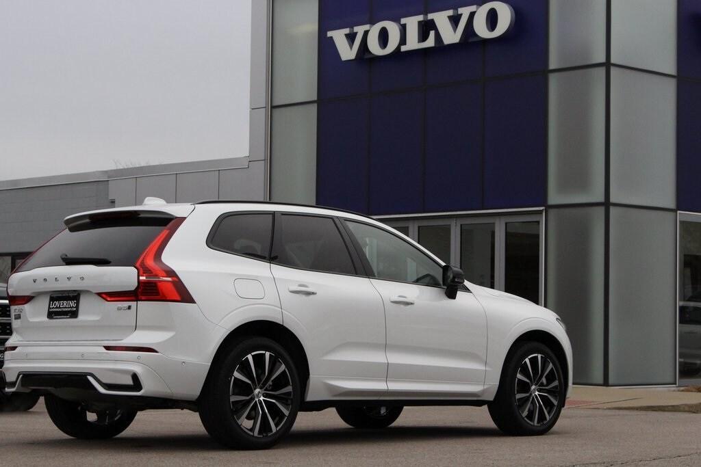 new 2025 Volvo XC60 car