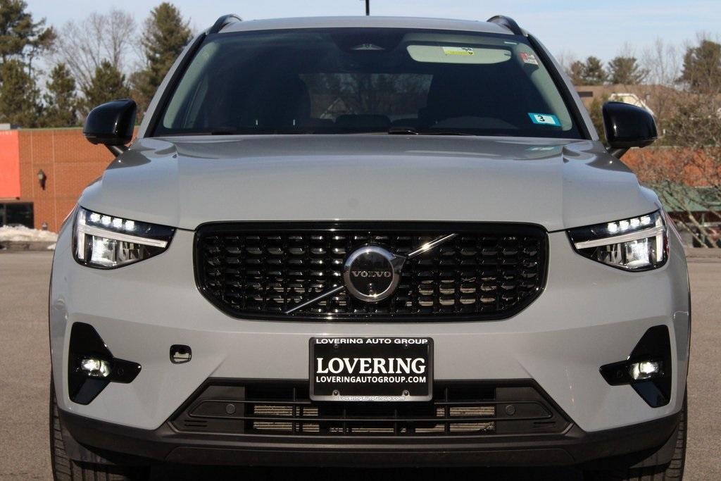 used 2024 Volvo XC40 car, priced at $35,360