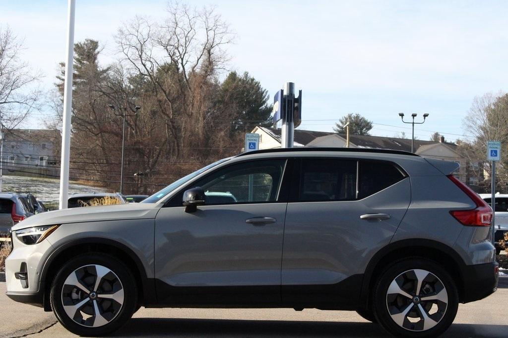 used 2024 Volvo XC40 car, priced at $35,360