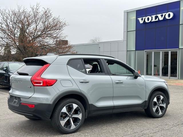 used 2024 Volvo XC40 car, priced at $35,965