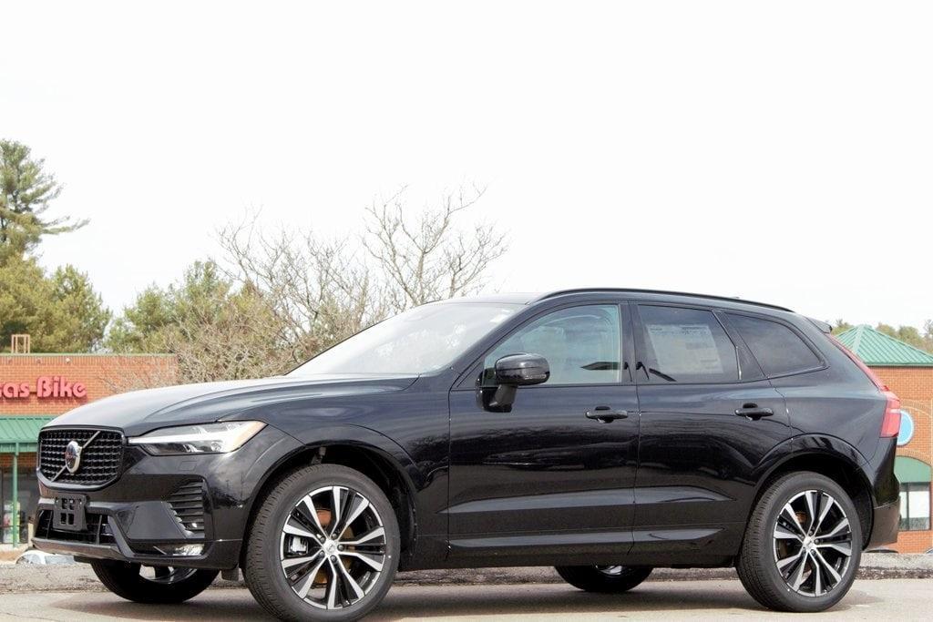new 2025 Volvo XC60 car