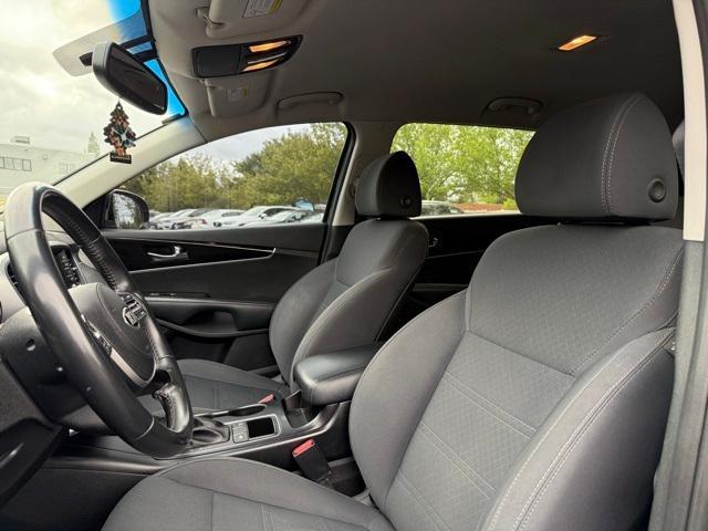 used 2019 Kia Sorento car, priced at $12,777