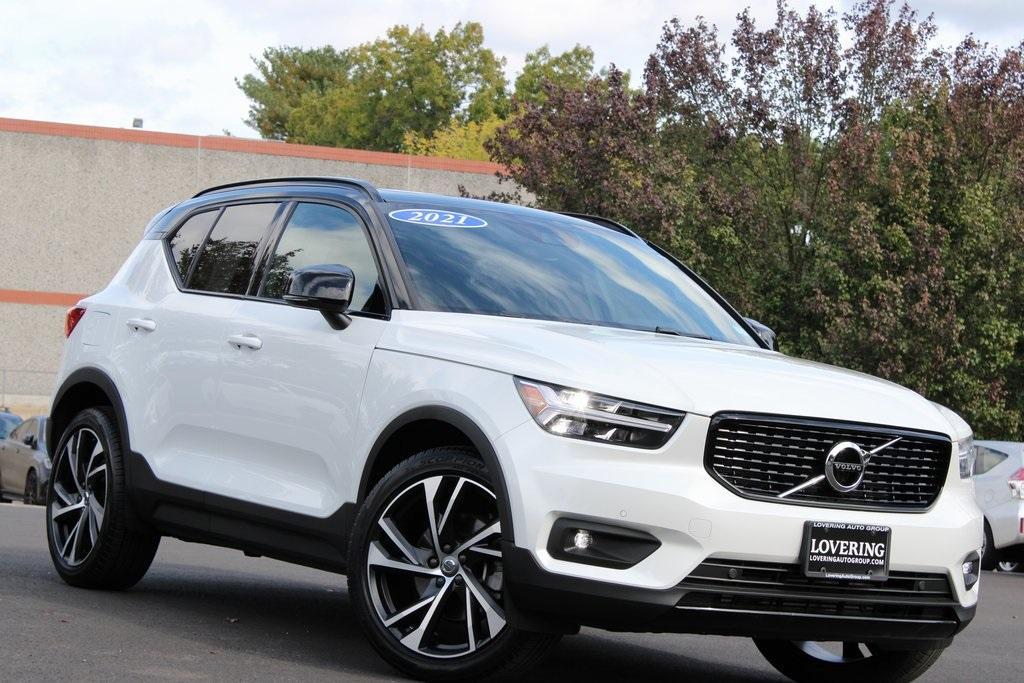 used 2021 Volvo XC40 car, priced at $30,977