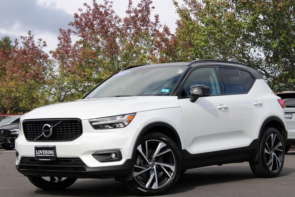 used 2021 Volvo XC40 car, priced at $30,977
