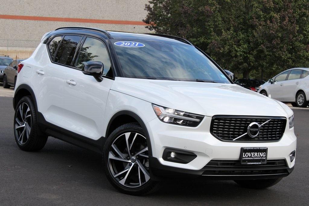 used 2021 Volvo XC40 car, priced at $30,977
