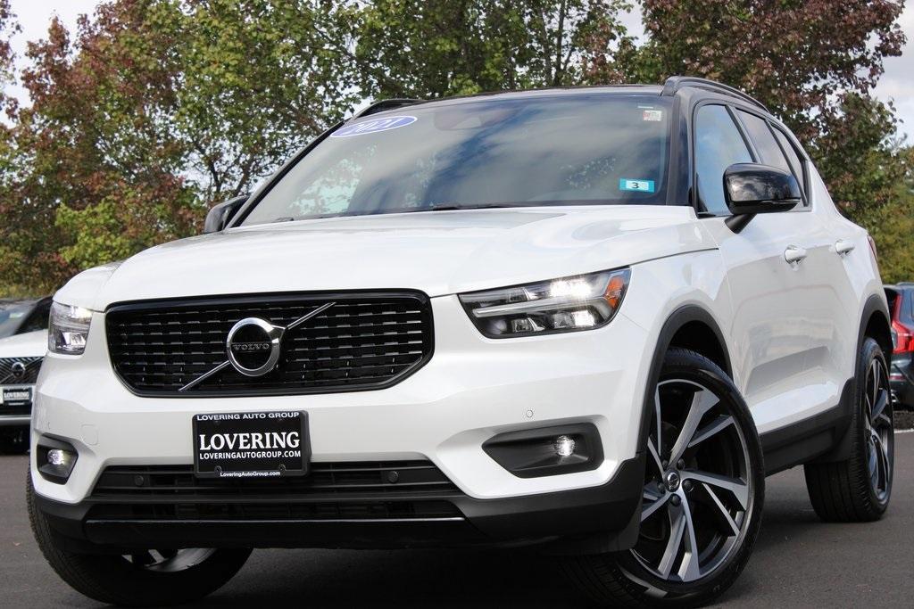 used 2021 Volvo XC40 car, priced at $30,977