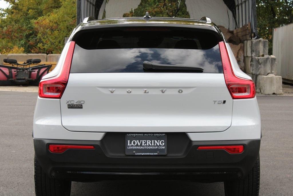 used 2021 Volvo XC40 car, priced at $30,977