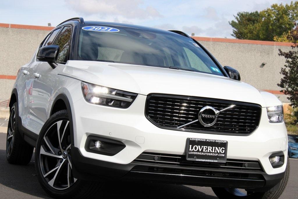used 2021 Volvo XC40 car, priced at $30,977