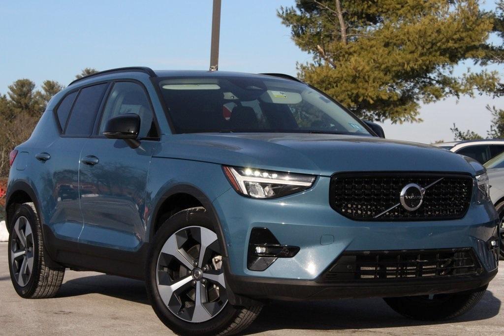 used 2024 Volvo XC40 car, priced at $34,777