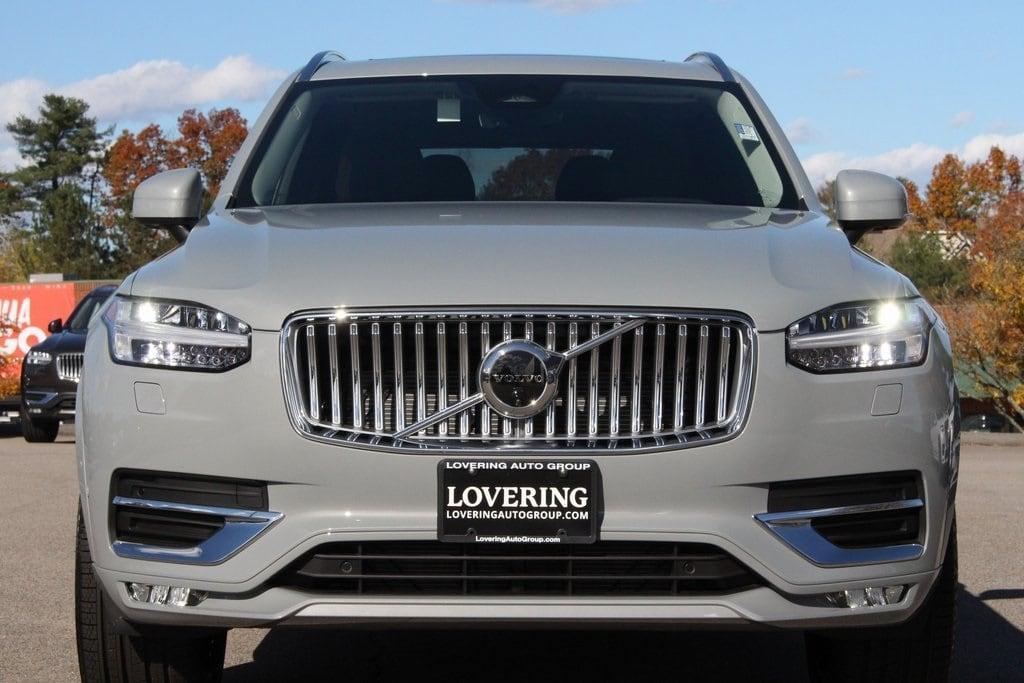 new 2025 Volvo XC90 car