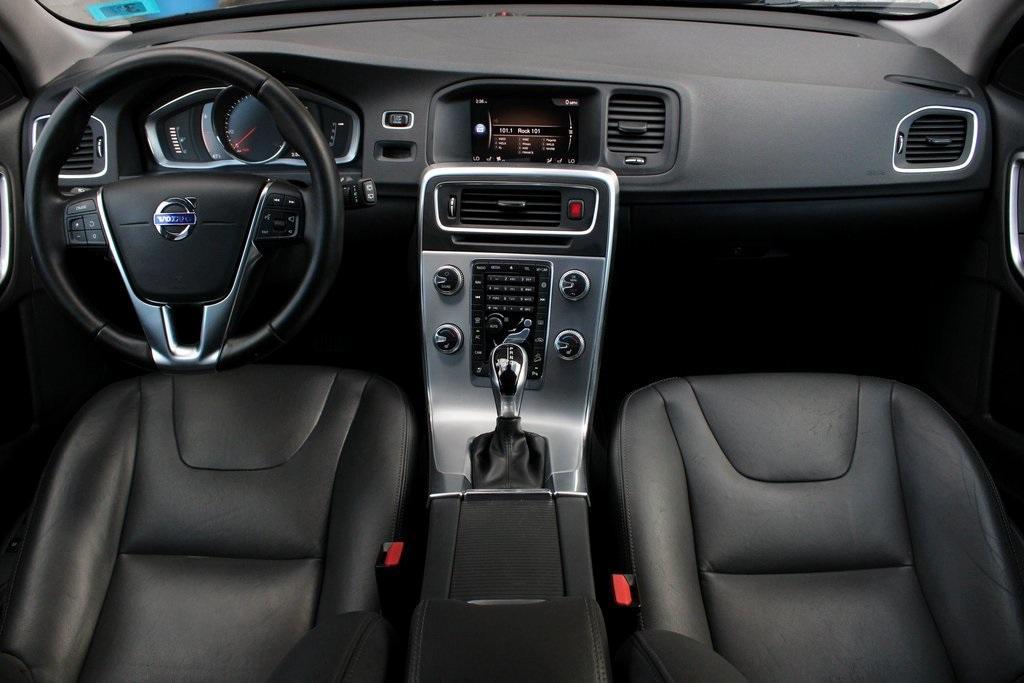 used 2018 Volvo V60 Cross Country car, priced at $17,888