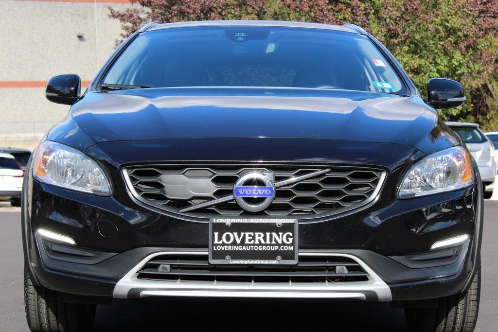 used 2018 Volvo V60 Cross Country car, priced at $17,888