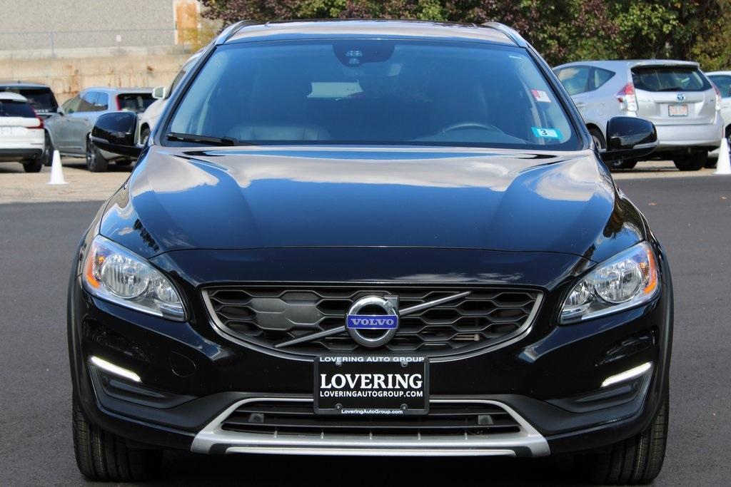 used 2018 Volvo V60 Cross Country car, priced at $17,888