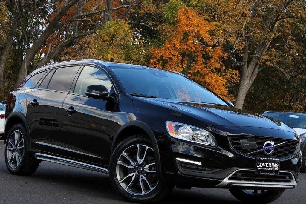 used 2018 Volvo V60 Cross Country car, priced at $17,888