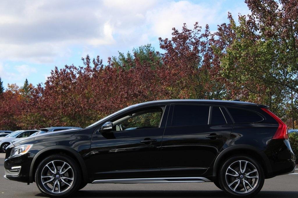 used 2018 Volvo V60 Cross Country car, priced at $17,888