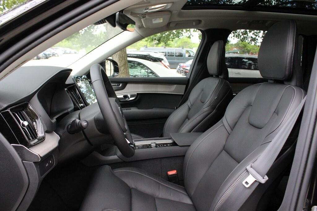 new 2025 Volvo XC90 Plug-In Hybrid car, priced at $83,645