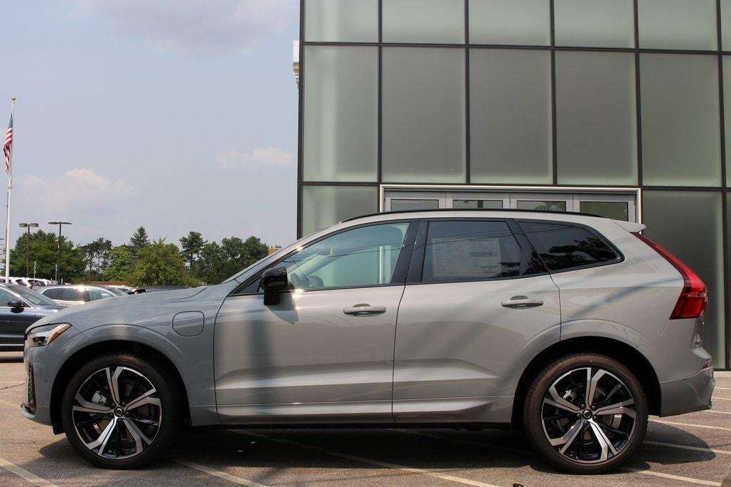 new 2025 Volvo XC60 Plug-In Hybrid car, priced at $69,625