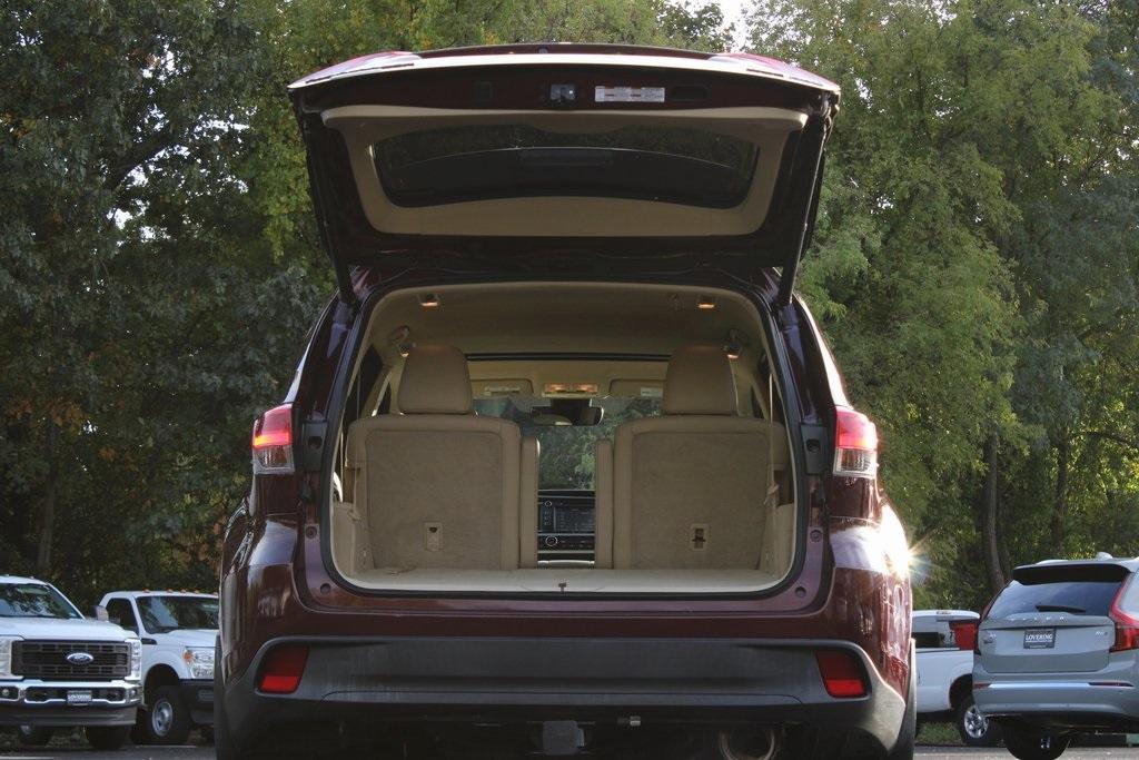 used 2017 Toyota Highlander car, priced at $19,477