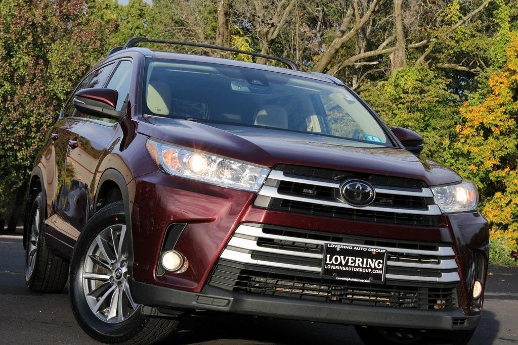 used 2017 Toyota Highlander car, priced at $19,477