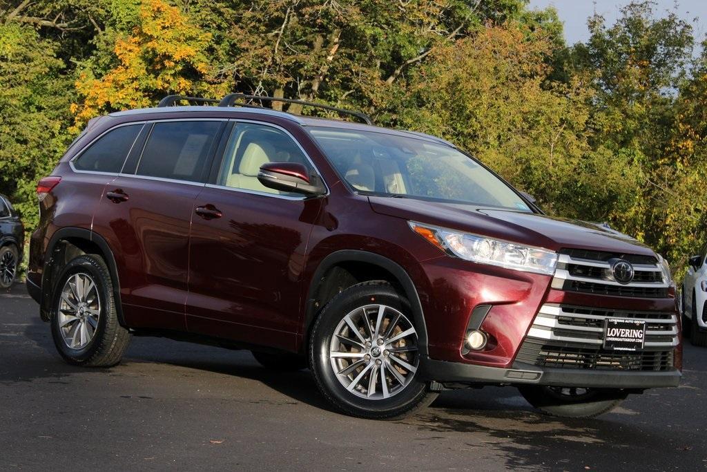 used 2017 Toyota Highlander car, priced at $19,477