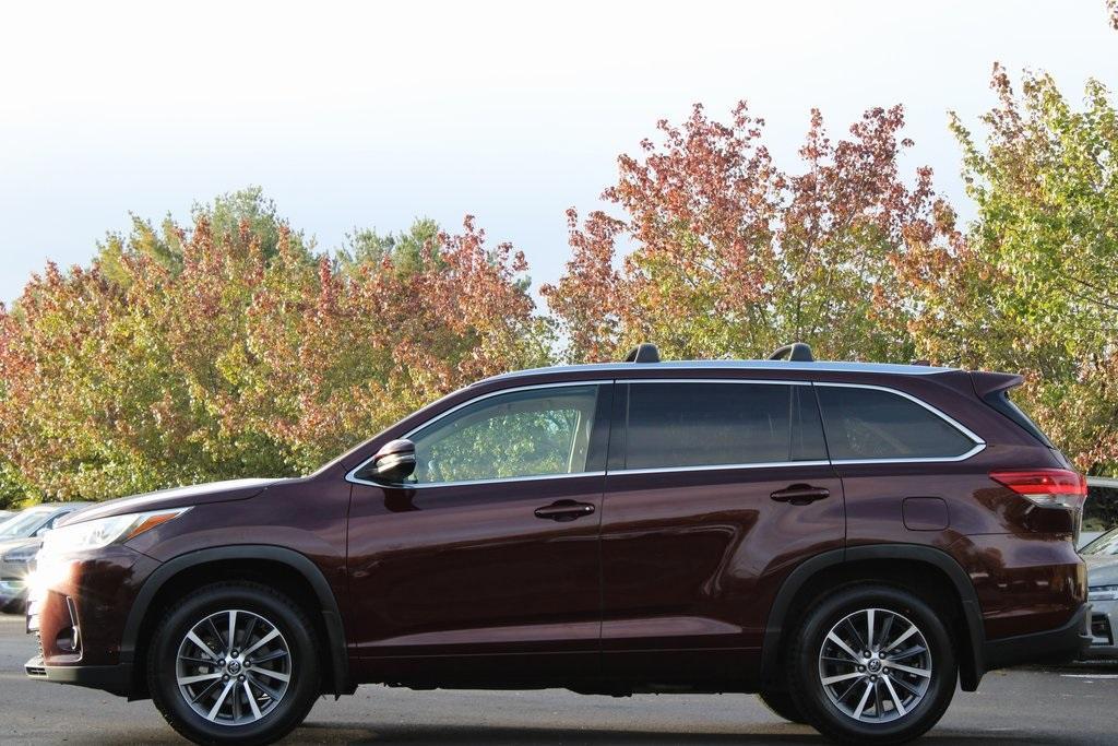 used 2017 Toyota Highlander car, priced at $19,477