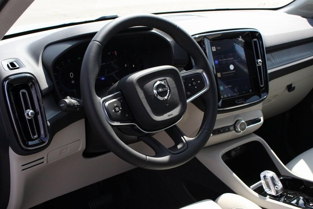 new 2025 Volvo XC40 car, priced at $48,315