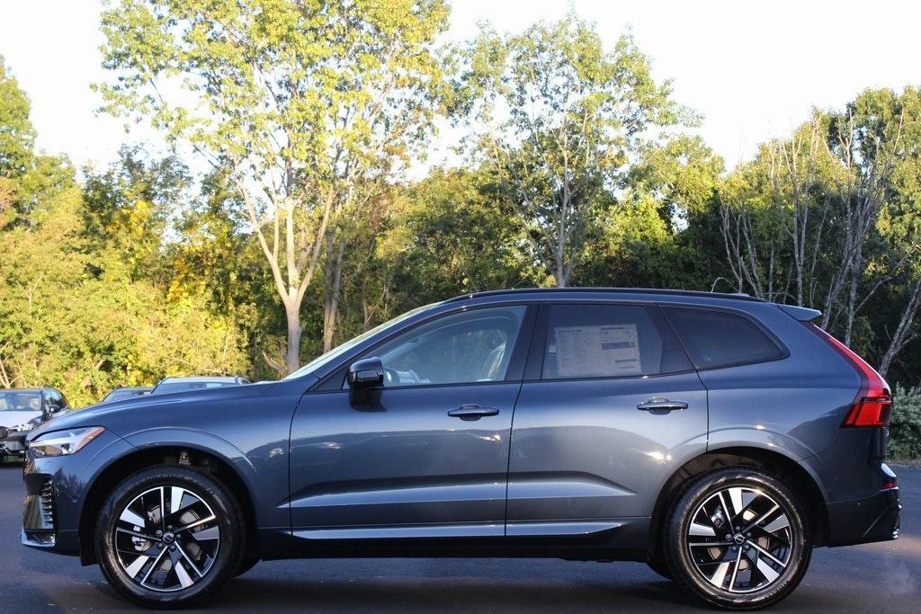 new 2026 Volvo XC60 car, priced at $58,360