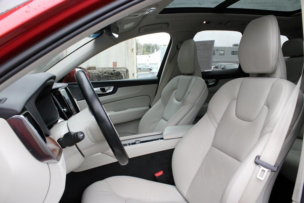 used 2021 Volvo XC60 car, priced at $21,506