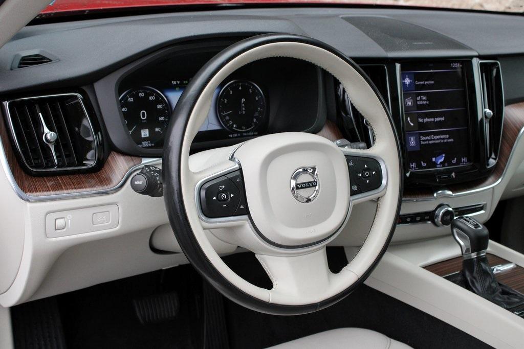 used 2021 Volvo XC60 car, priced at $21,506