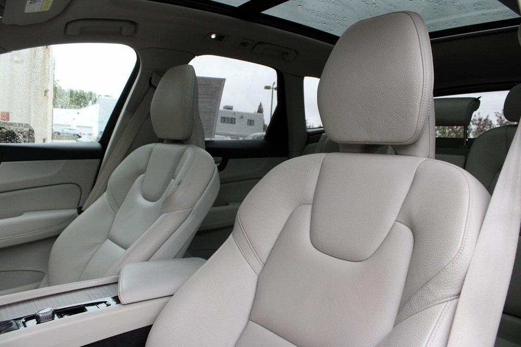 used 2021 Volvo XC60 car, priced at $21,506