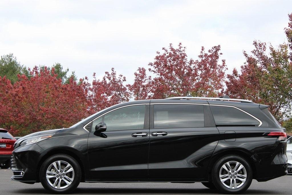 used 2022 Toyota Sienna car, priced at $38,777
