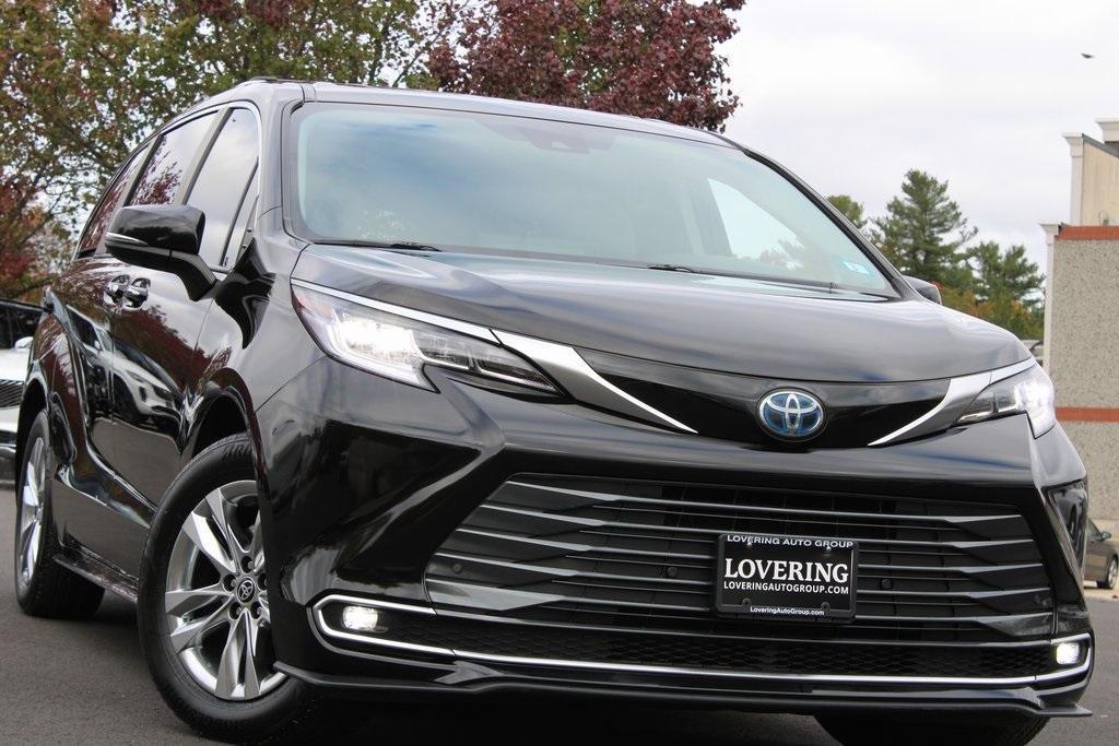 used 2022 Toyota Sienna car, priced at $38,777