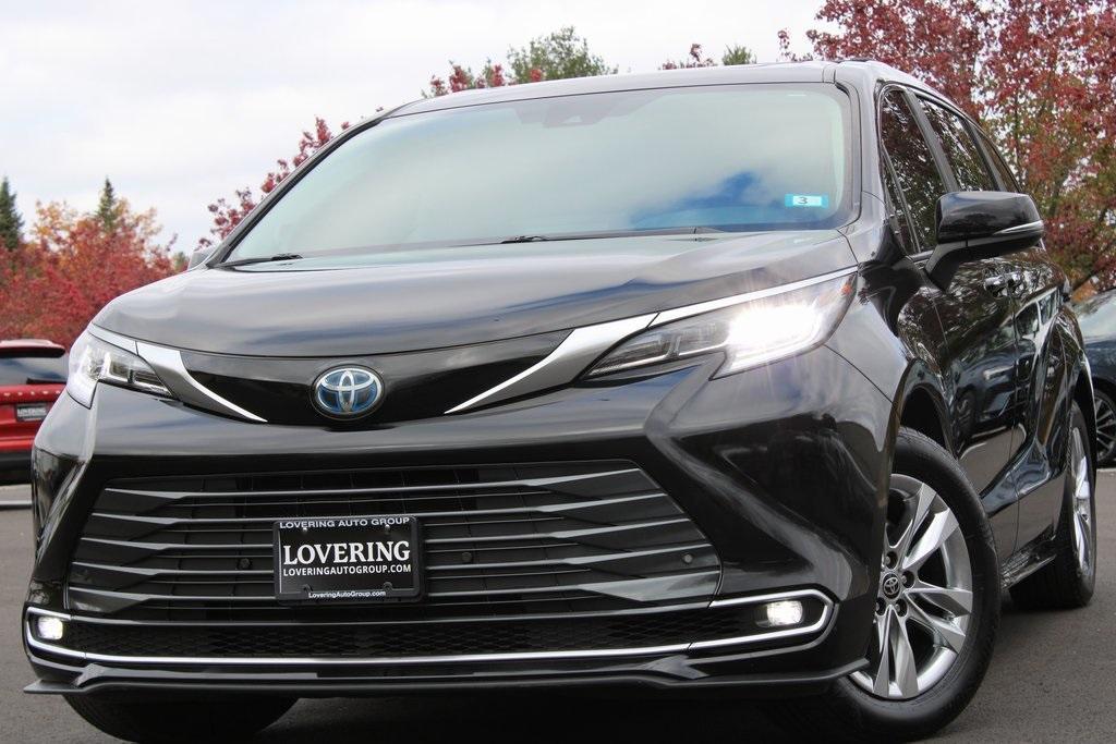 used 2022 Toyota Sienna car, priced at $38,777