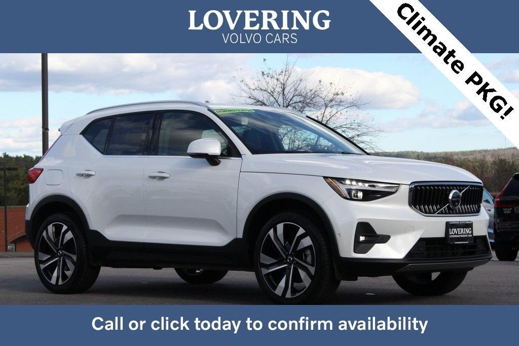 new 2025 Volvo XC40 car, priced at $49,540