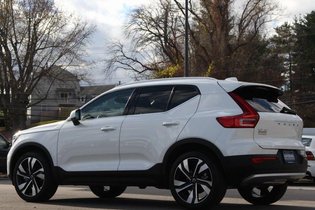 new 2025 Volvo XC40 car, priced at $49,540