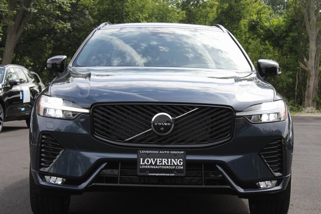new 2026 Volvo XC60 car, priced at $57,985
