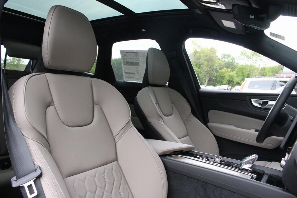 new 2026 Volvo XC60 car, priced at $57,985