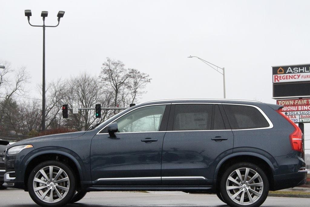 new 2025 Volvo XC90 car