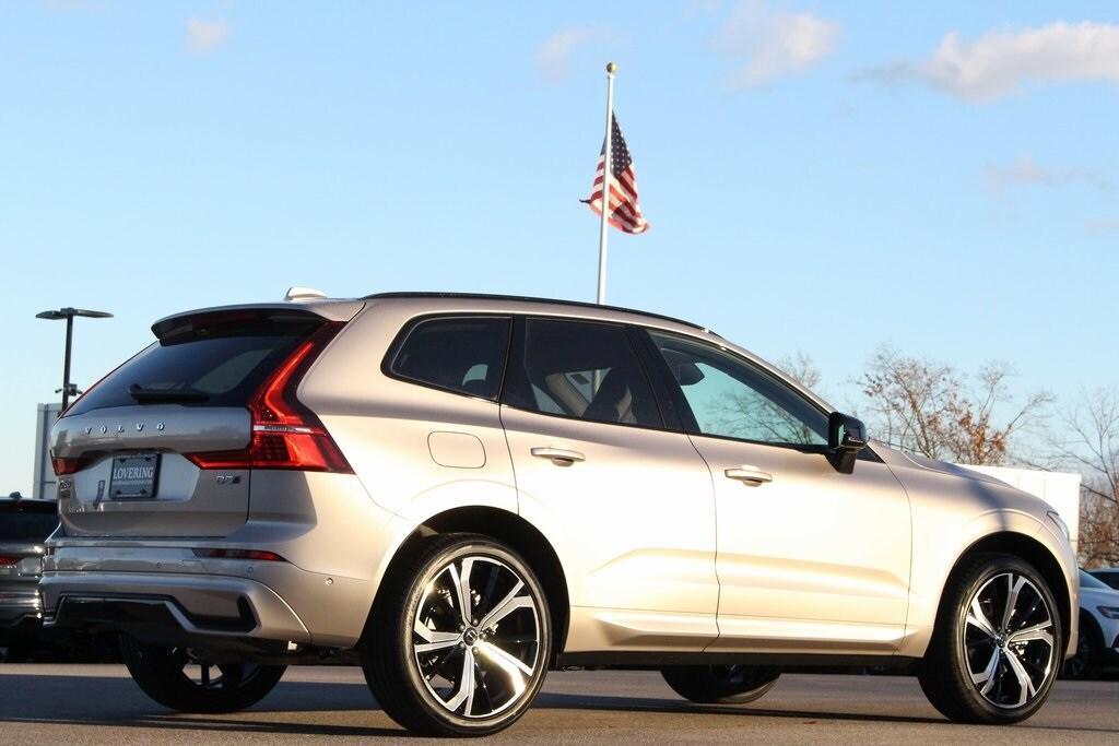 new 2025 Volvo XC60 car