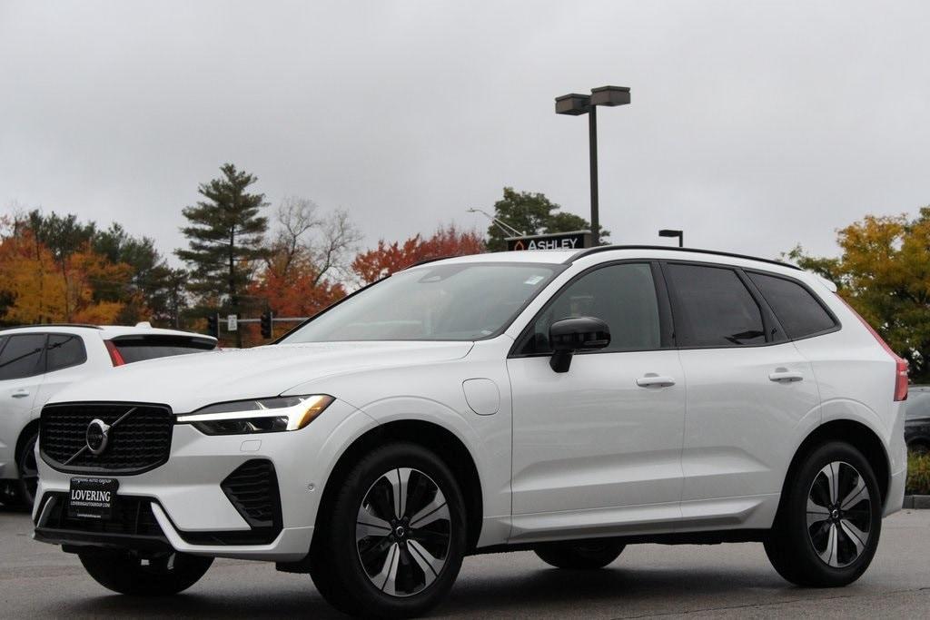 new 2025 Volvo XC60 Plug-In Hybrid car, priced at $65,825