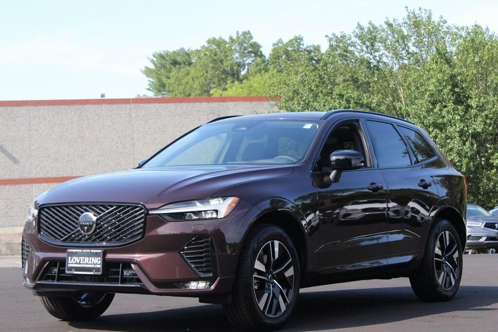 new 2026 Volvo XC60 car, priced at $58,360