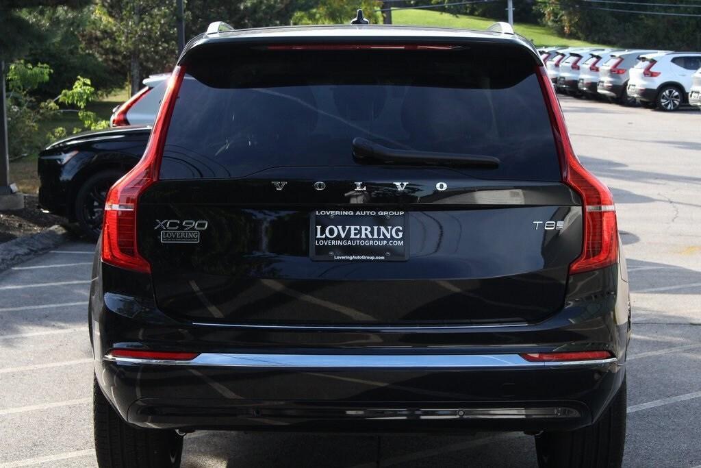 new 2025 Volvo XC90 Plug-In Hybrid car